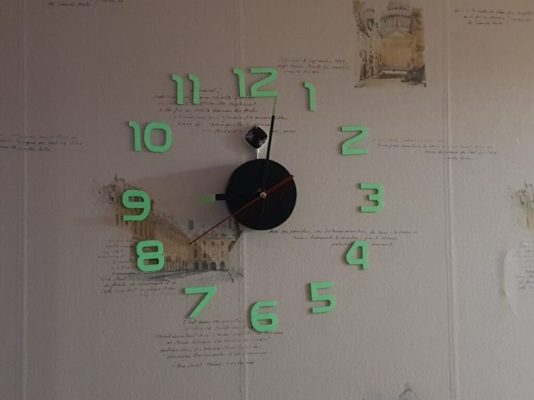 Clock 10